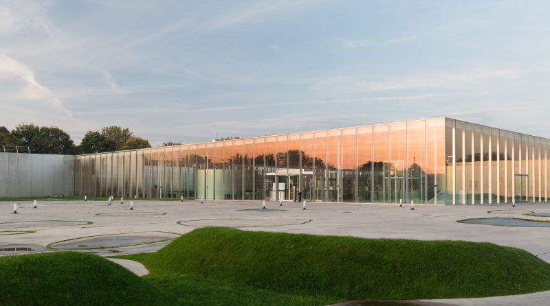 Pierre-champignon - Louvre-Lens